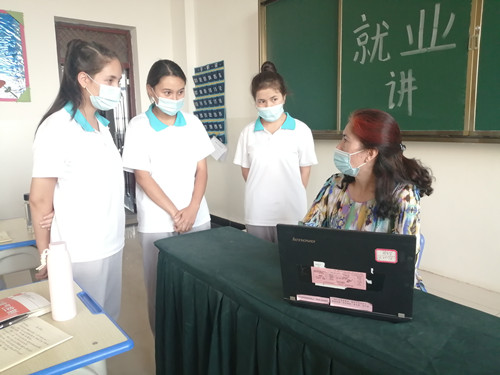 耐心回答學生問題_副本 耐心回答學生問題_副本